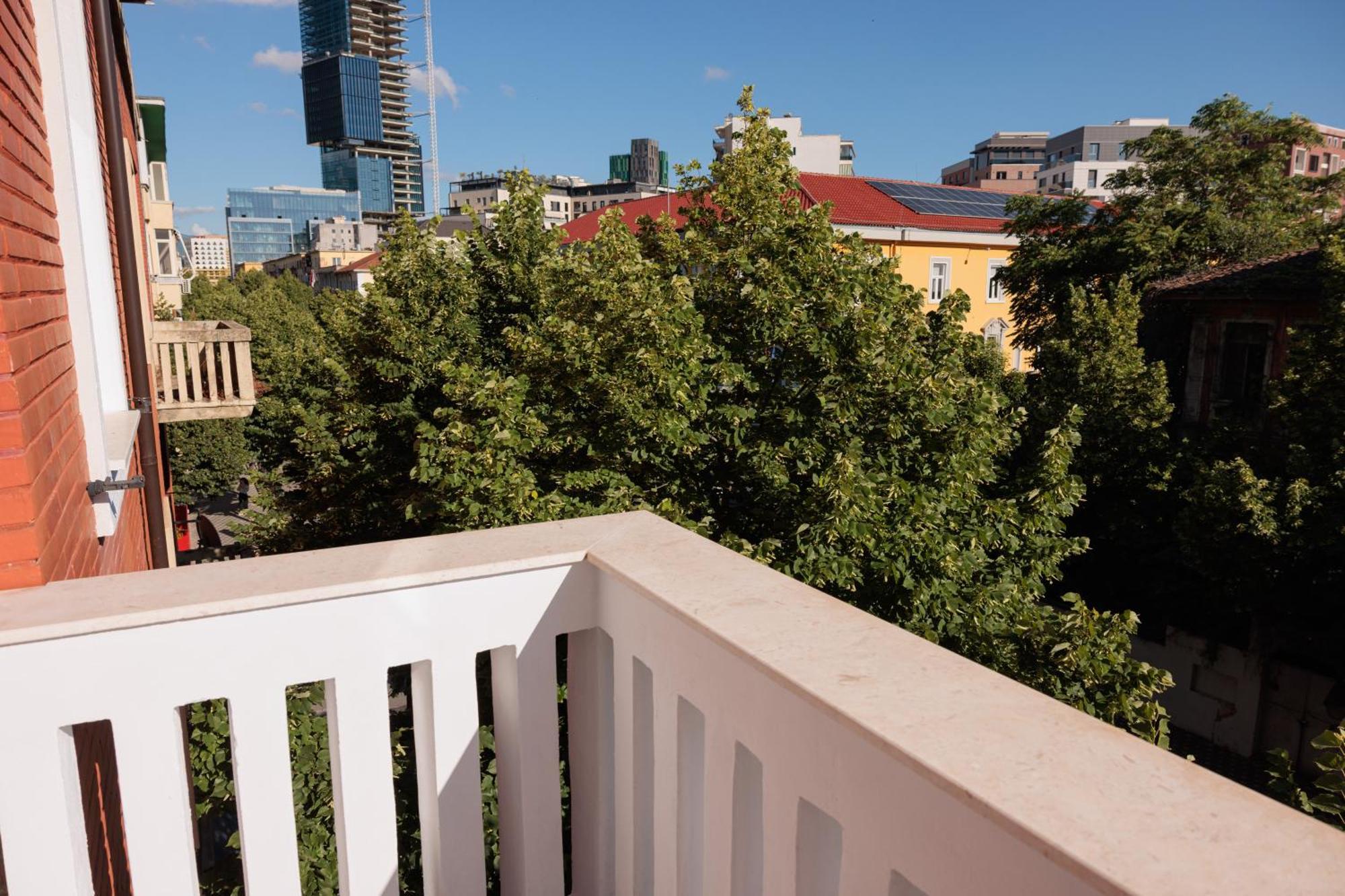 Bel Ami Tirana Hotel Exterior photo